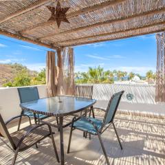 Cheerful Home with Sea Views and Malecón 1 Block plus Dogs Ok