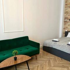 Luxury Apartment In The City Center , Wi-Fi - by HIK Apartments