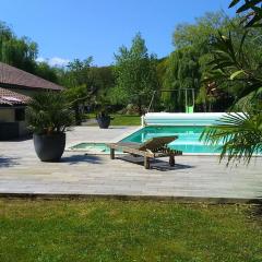 MAISON- Biaudos avec piscine chauffée