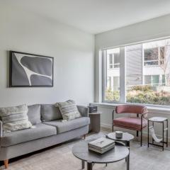 First Hill 1br w gym roof lounge nr Pioneer Sq SEA-539