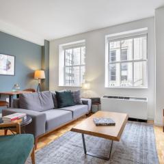 FiDi 1BR w Residents Bar Golf Simulator Gym NYC-270