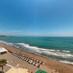 Olimpo II The Cruise - Front Line Beach