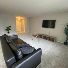 Privacy and Exclusivity Condo at Crystal City With Gym