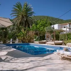 Valley Club Ibiza - Boutique Agroturismo