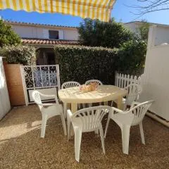 AZUR ET SOLEIL Jolie Maisonnette climatisée proche de la mer Richelieu Cap d'Agde