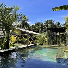 Red Coconut Villa