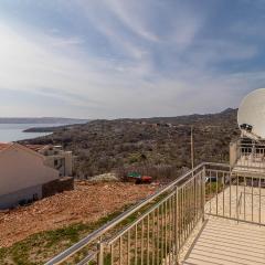 2 Bedroom Awesome Apartment In Ribarica