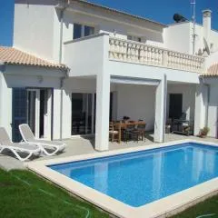 Casa Aina