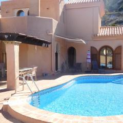 Private villa with pool in the mountains 20 mins from beach