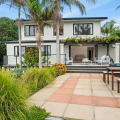 Palm Gardens - Stanmore Bay Holiday Home