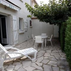 Appartement Cap d'Agde, 3 pièces, 6 personnes - FR-1-723-8