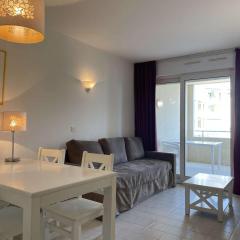 Appartement avec terrasse, piscine et à 5 min de la plage à Juan les Pins - FR-1-252-185