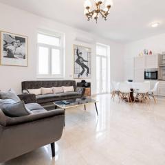 4-Bedroom apt 1 min from Bacvice beach