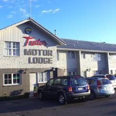 Tudor Motor Lodge