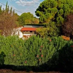 Mobil Home + dépendance dans jolie parc privé