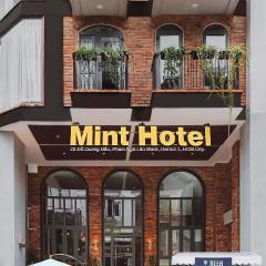 Mint Hotel Bui Vien Q1