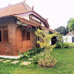 nDalem Julang Bogor - Javanese House 2Bedroom