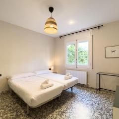3-bedroom apartment for rent close Sagrada Familia