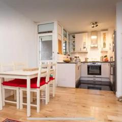 Quiet & Cosy 1BD Flat with Balcony - Tufnell Park