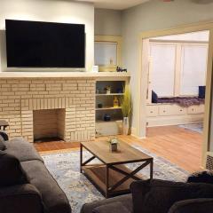 Comfy 3brd in Cleveland