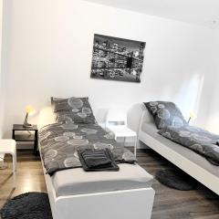 # VAZ Apartments WU10 für Monteure Küche, TV, WLAN, Parkplatz, Autobahnähe