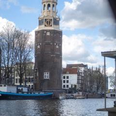 Amsterdam Center - Houseboat B&B by Captain Ricard