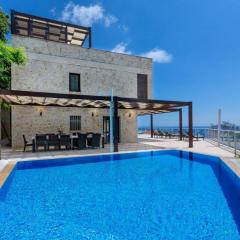 Villa Korsan- 8 Bedroom Villa with Private Pool and Sea View