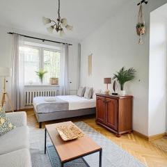 Kredytowa and Mazowiecka street Super Quiet Private Apartment in Center