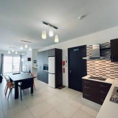 Stylish Modern Central Apartment 4 Paceville