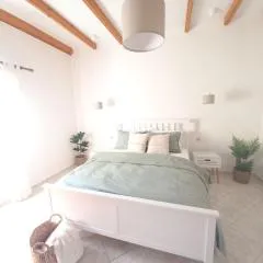 Manolia Apartments