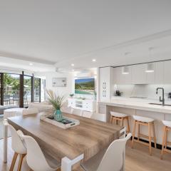 Peaceful riverside living, Noosa Heads
