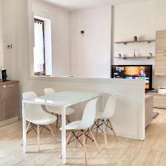 Chic and comfortable apartment in Verona