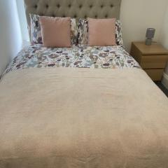 Room in Gloucester Road 4