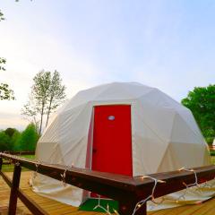 The Jungle, Glamping Dome