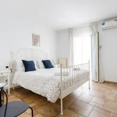 Bella Bari