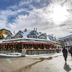 Fitzsimmons C - Private Sauna, Located in the Heart of Whistler Village