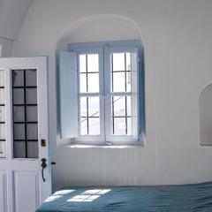 joseph X Traditional House in Castle - Double Room