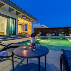 Villa Patras - Pool mit Hydromassage - istriensonne 0673