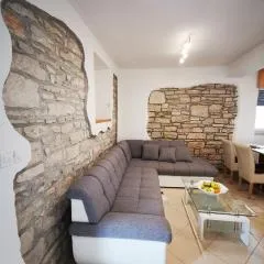 Meressa Paolia Apartments