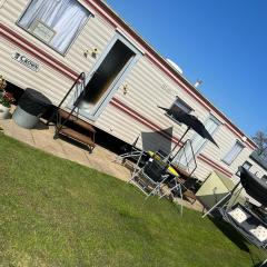 the Samanda Van Newport caravan park