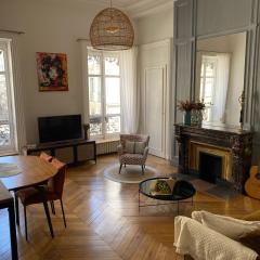 Beautiful 3BR Apt in Lyon Center