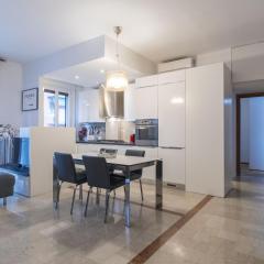 Easylife - Milano - Stelvio 45 - Isola