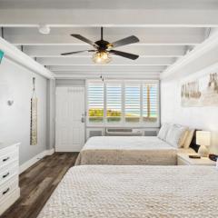 Cozy Beachfront Studio Newly Renovated with Ocean View! by Dolce Vita Getaways PCB