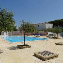 AGATHE Bel appartement avec piscine