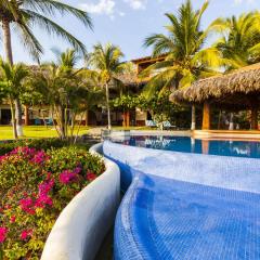 Casa Manzanillo - Beach Room - Ocean Front Room at Exceptional Beach Front Location