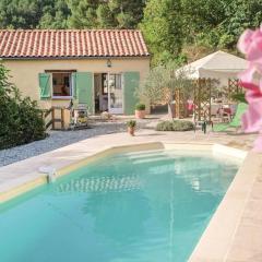 Gorgeous Home In Les Salles Du Gardon With Kitchen