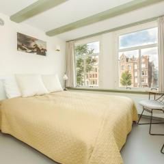 The Red Ox - Super Central Canal View Rooms