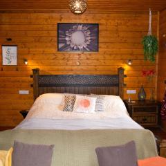 APPLE Cabin - Little Log Cabin in Wales