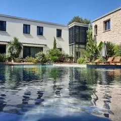 HPC Suites - Cassis Centre - Parking Gratuit & Piscine Chauffée