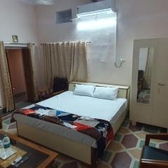 Double Deluxe room at Bani Park Cottage